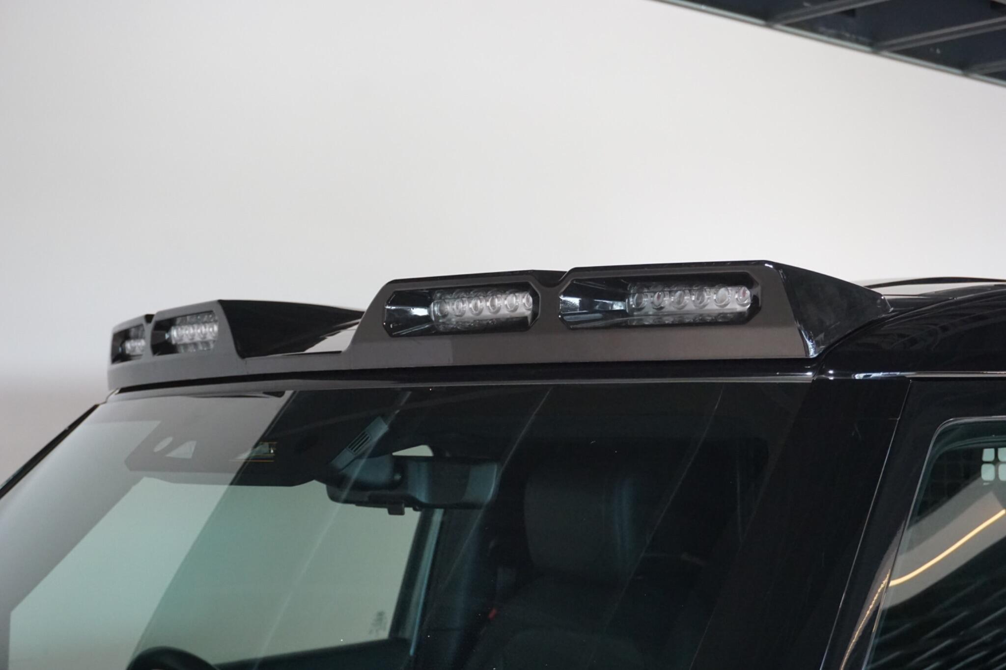 Land Rover Defender 90 3.0 D300 MHEV X-Dynamic HSE Hard Top SUV 3dr Diesel Auto 4WD SWB Euro 6 (s/s) (300 ps)